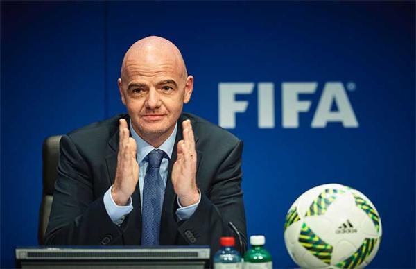 الفيفا يبلغ الاتحادات الوطنية بإقامة كأس العالم كل عامين بداية من 2026