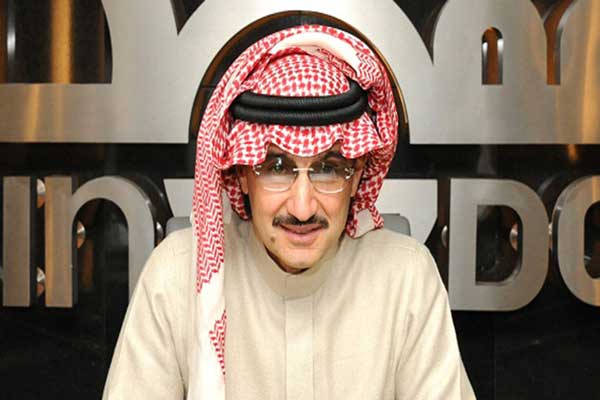 الوليد بن طلال يدعم منافس الزعيم على صدارة الدوري السعودي .. بهدية ثمينة!