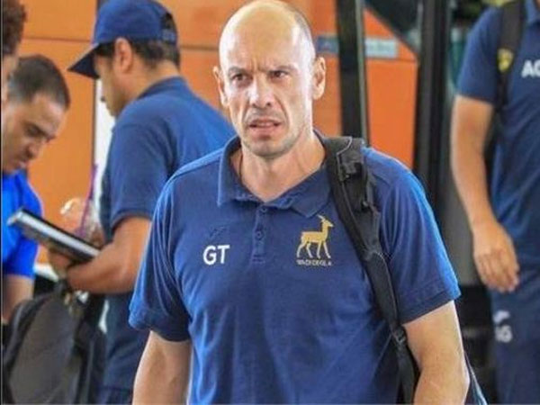 أخبار الأهلي : جونياس يفاجىء ادارة بيراميدز قبل مواجهة الأهلي فى الدوري