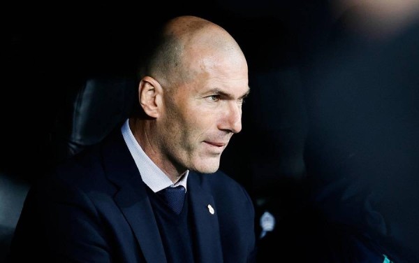 نيوكاسل الإنجليزي مستعد لمنح زيدان ضعف راتبه مع ريال مدريد