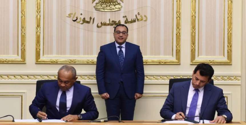 أحمد أحمد :أشكر السلطات المصرية لالتزامها باتفاقية المقر..مصر دائما بيت كاف