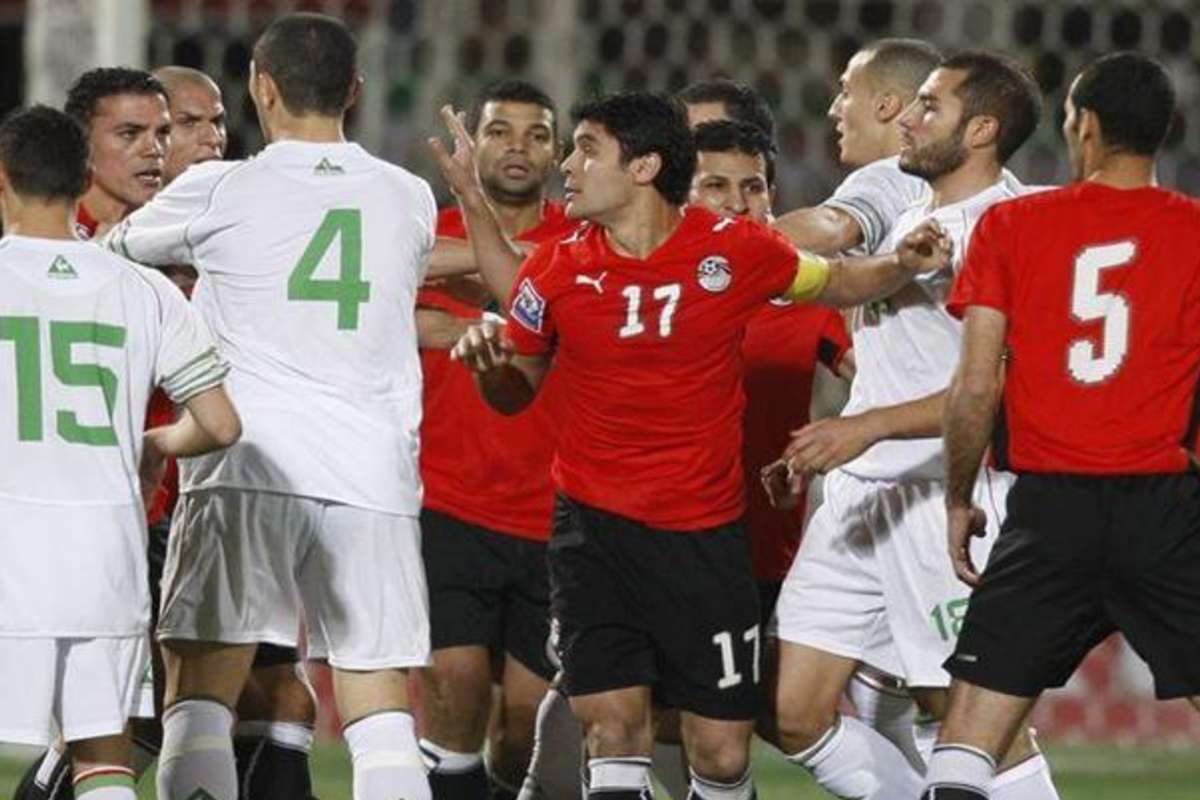 جلول المدرب الجزائري :خسارتنا أمام مصر في2010تمت بأشياء خلف الكواليس