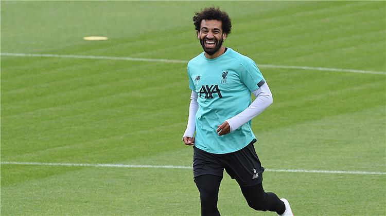 محمد صلاح تسيطر عليه حالة من التفاؤل في تدريبات ليفربول