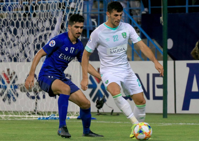 الدوري السعودي ..وزارة الرياضة تفجر مفاجأة عن حضور الجماهير فى المباريات