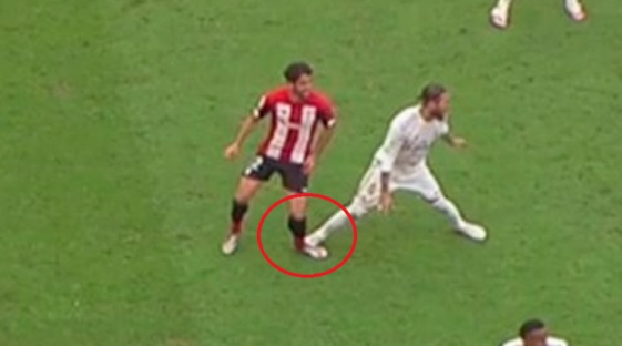 الليجا تشهد فضيحة جديدة.. تقنية “الفار” تساعد ريال مدريد!(صور)