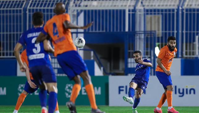 الهلال السعودي يتألق ويكتسح الفيحاء بثلاثية نظيفة وديا قبل “ديربي النصر”