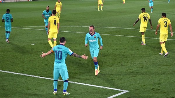 برشلونة يعود لدرب الانتصارات برباعية في شباك فياريال (فيديو)