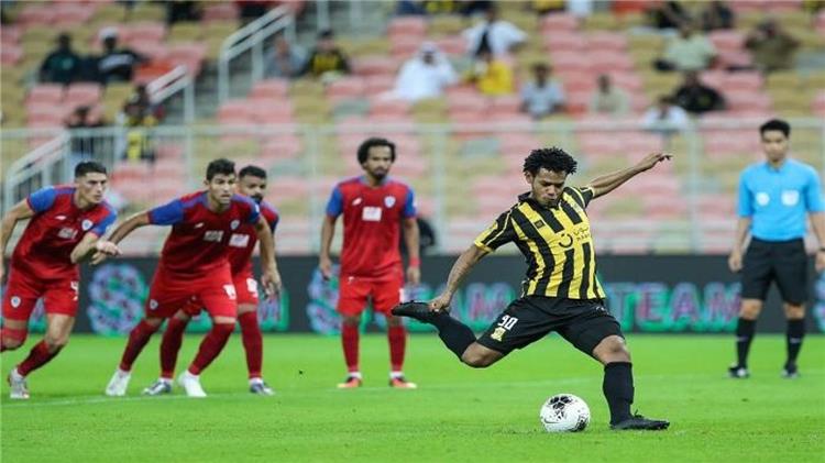 اتحاد جدة يسقط بثنائية أمام أبها فى الدوري السعودي ( فيديو)