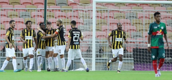 الاتحاد يخطف فوز ثمين على الاتفاق..ومبولحي يشتبك مع بدلاء العميد(فيديو)
