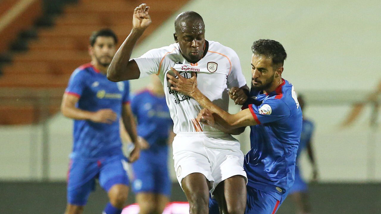 الدوري السعودي .. الشباب يواصل اهدار النقاط بالتعادل مع أبها(فيديو)