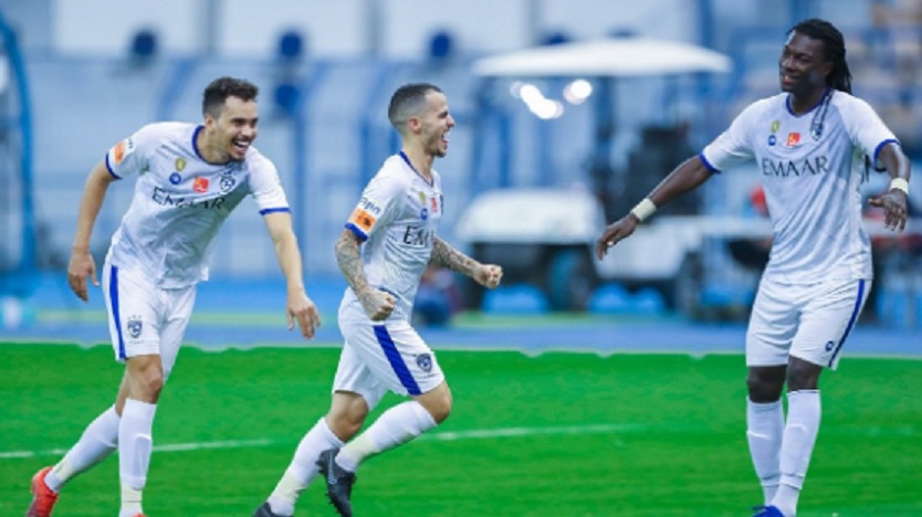 ديربي الرياض ..الهلال يكتسح النصر برباعية مؤلمة وينفرد بالصدارة(فيديو)
