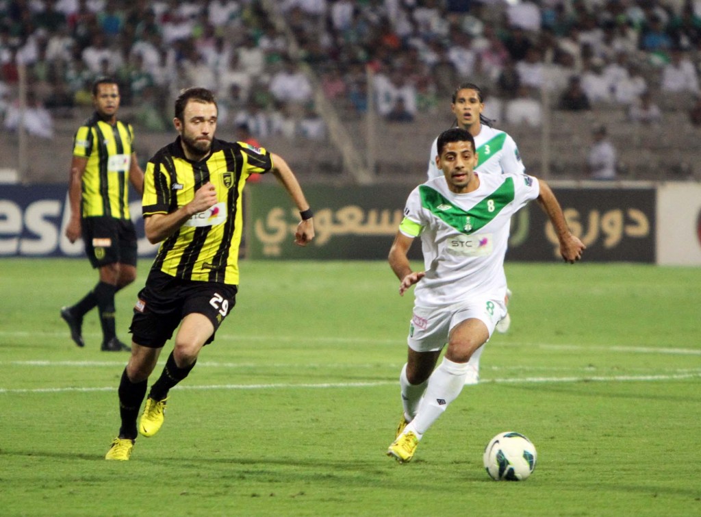 ديربي جدة .. الاتحاد يحاول تجنب الهبوط أمام الأهلي في الدوري السعودي