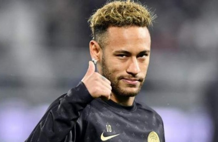 نيمار يغرد معلنا انتصاره علي كورونا وعودته لتدريبات باريس سان جيرمان