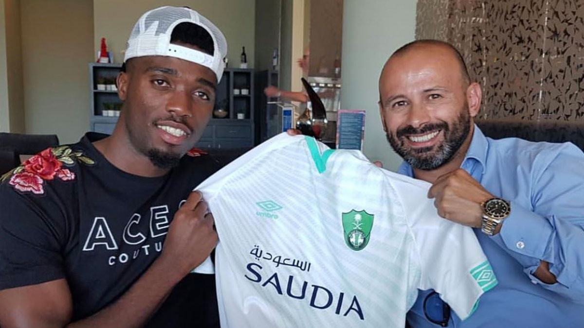 وكيل دجانيني يكشف حقيقة عودة اللاعب للنادي الأهلي السعودي