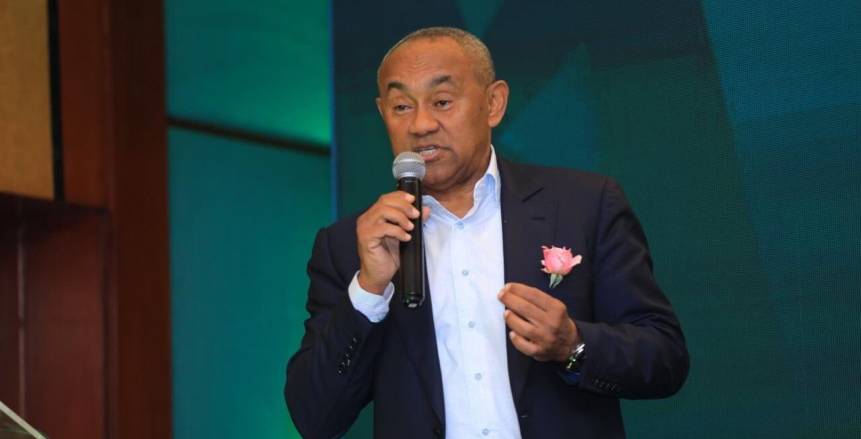 أحمد أحمد يواجه شبح الإيقاف..بعد ساعات من إعلانه الترشح مجددا لرئاسة “كاف”