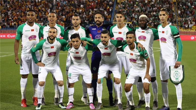 نجم منتخب مصر السابق يقود فريقه للفوز على الرجاء المغربي : فيديو