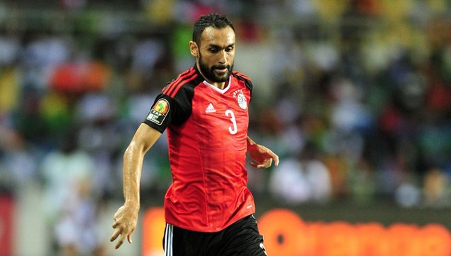 المحمدى يقدم قميص المنتخب الجديد لموسم 2020-2021(صور)