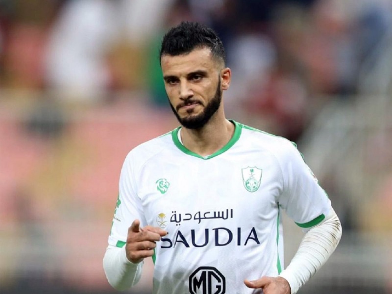 الهلال السعودي رفض التعاقد مع عمر السومة لهذا السبب الغريب!