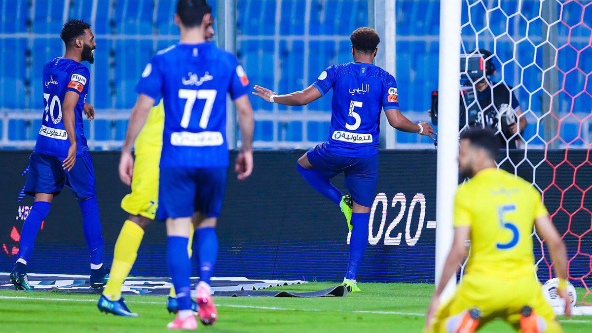 الهلال يبدأ حملة الدفاع عن لقبه بإسقاط العين..والبليهي يحتفل على طريقة صلاح(فيديو)