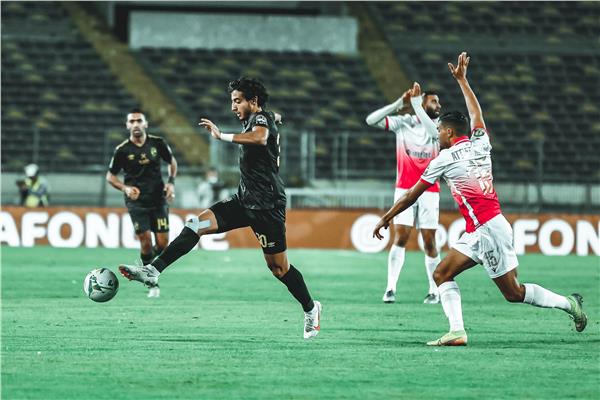 الوداد المغربي يقرر الإطاحة بـ 10 لاعبين بعد الخسارة أمام الأهلي