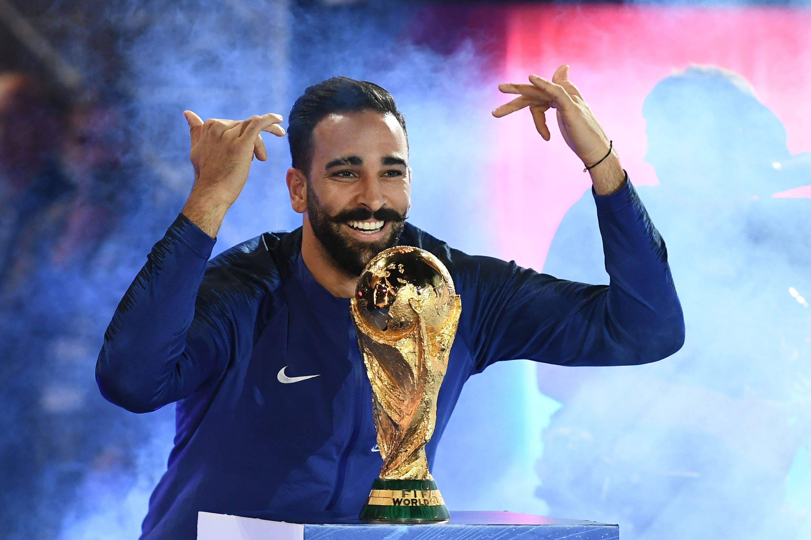 عادل رامي يصرح: أعتقد أن صفقة انتقال مبابي لريال مدريد قد تمت