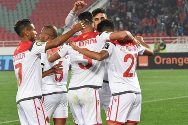 منافس الأهلى .. الوداد يحقق فوزًا قاتلًا ويخسر لقب الدوري المغربي(فيديو)