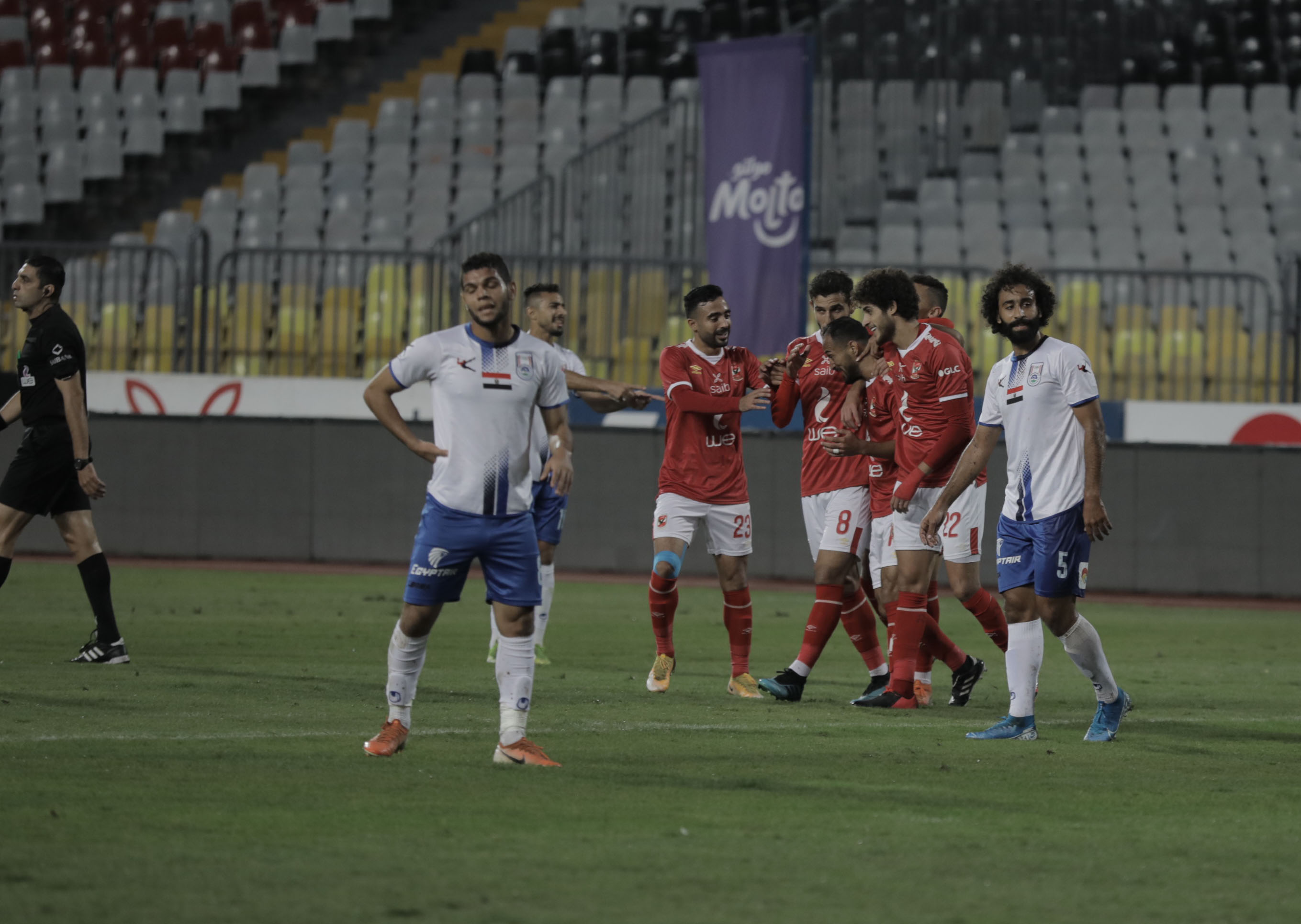 أخبار الأهلي : الأهلي يضرب أبوقير للأسمدة بثنائية في الشوط الأول