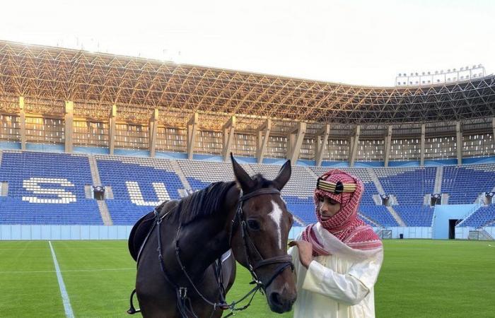 العالمي يكشف عن الملعب الجديد بطريقة هوليودية.. ساحة النصر(فيديو)