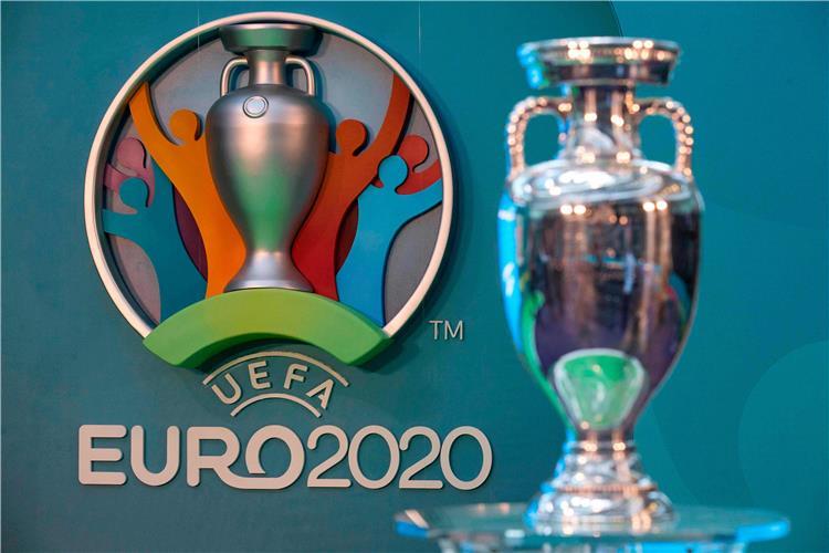 يويفا ينفي رسميا إقامة يورو 2020 في روسيا بدلا من 12 دولة