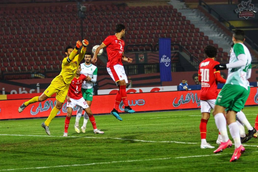 أخبار الأهلي: تأجيل ملف تجديد عقد ثنائي الأهلي بسبب كأس العالم للأندية