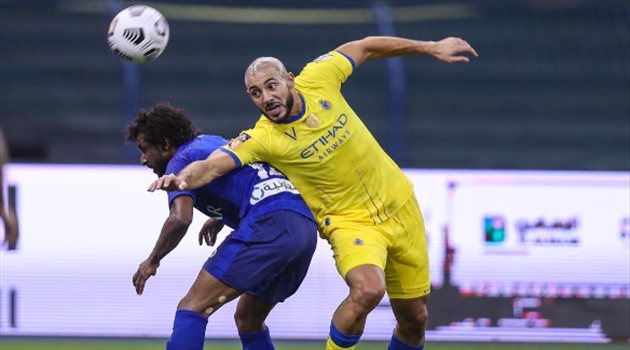 النصر السعودي يحسم موقفة من التجديد مع أمرابط وجونز