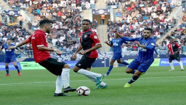 الهلال يخطف فوزا صعبا من الرائد ويعزز صدارتة في الدوري السعودي(فيديو)