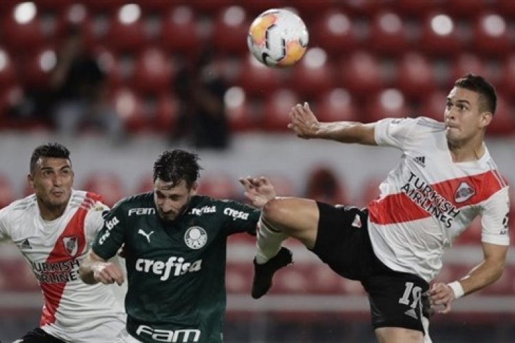 بالميراس يضع قدماً في نهائي كأس ليبرتادوريس بسحق ريفر بليت(فيديو)