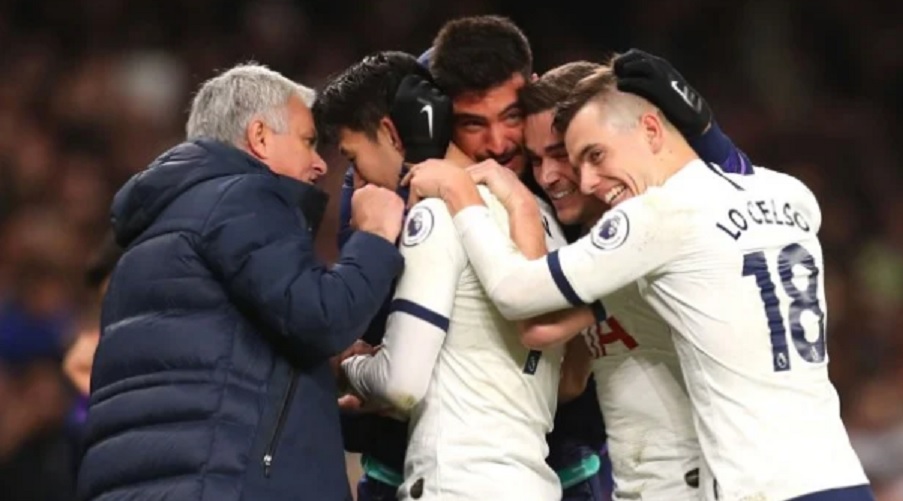 توتنهام يتأهل لثمن نهائى كأس إنجلترا برباعية ضد ويكمب ويلاقي إيفرتون(فيديو)
