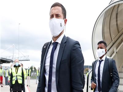 طائرة ريال مدريد المتجهة إلى بامبلونا عالقة في المطار بسبب الثلوج(فيديو)