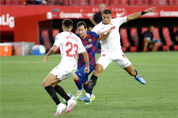 إشبيلية يضرب برشلونة بهدفين ويقترب من نهائي كأس إسبانيا(فيديو)