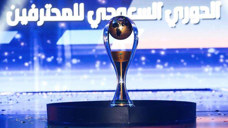 عاجل .. 17 إصابة بكورونا في فريق سعودي بدوري المحترفين