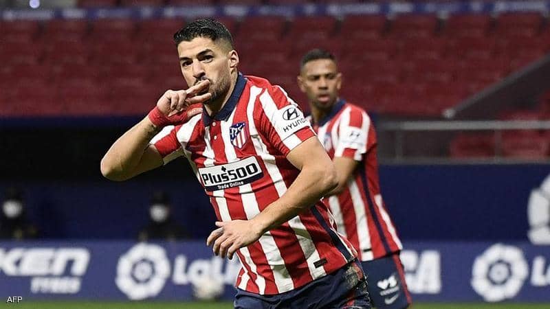 لويس سواريز يفتح النار علي برشلونة علنا : كنت الأفضل وطردوني