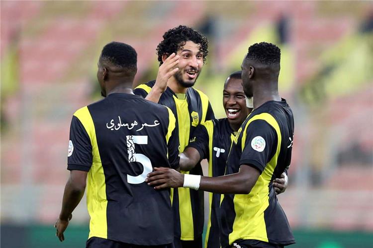 الاتحاد يهزم الشباب فى الوقت القاتل بالدورى السعودي بمشاركة حجازى( فيديو)