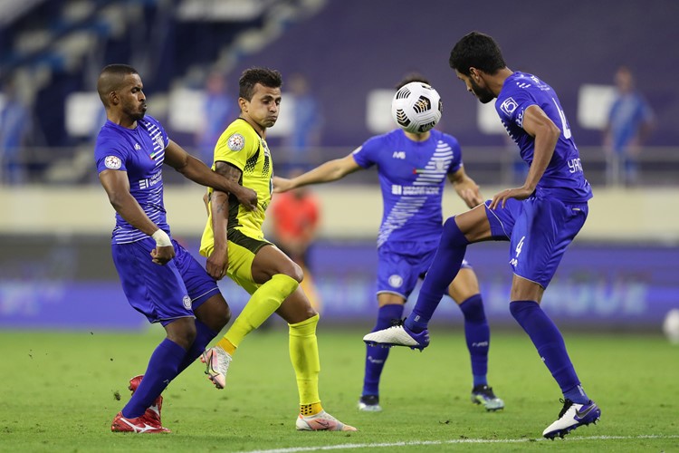 عضو بمجلس إدارة اتحاد كلباء يطالب بإعادة مباراة فريقه ضد النصر(فيديو)
