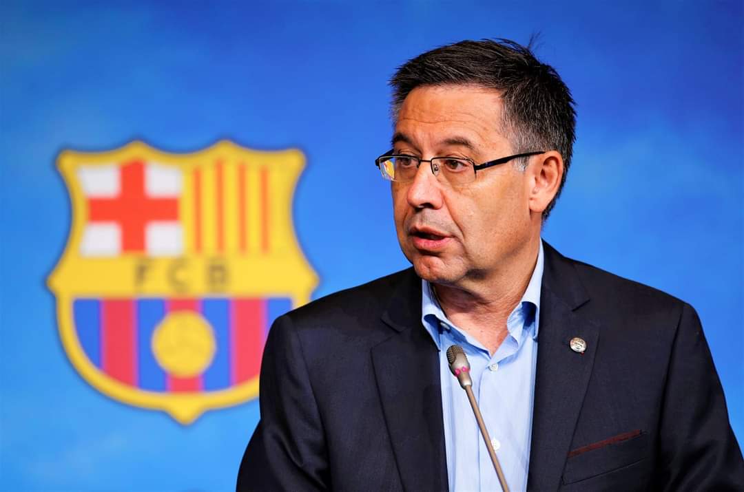 محكمة كتالونيا العليا تُفرج عن رئيس برشلونة السابق ومساعده مؤقتاً