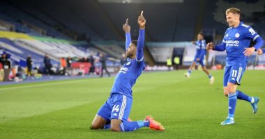 الدوري الإنجليزي ..ليستر سيتي يقترب من التأهل بعد الفوز على كريستال بالاس(فيديو)