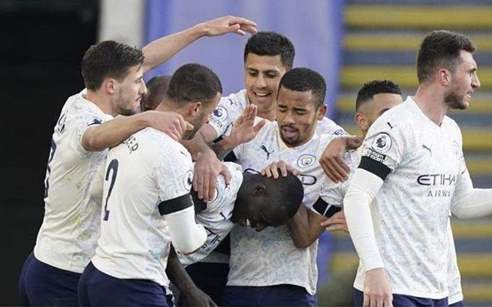 مانشستر سيتي يعزز صدارة الدوري الإنجليزي بهدفين في ليستر سيتي(فيديو)