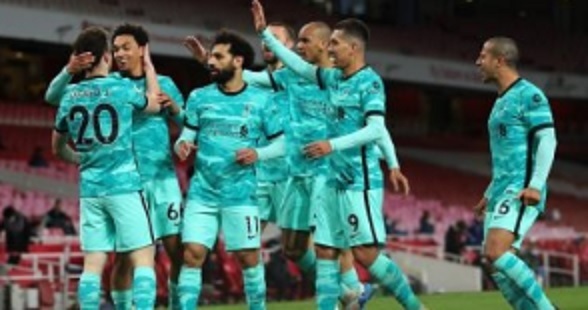محمد صلاح يقسو على النني ويقود ليفربول لاكتساح آرسنال بثلاثية(فيديو)