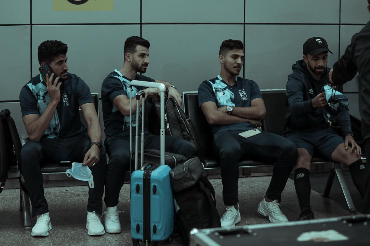 أخبار الأهلي: صور.. لاعبو الأهلي يصلون مطار القاهرة استعدادا للسفر لجنوب إفريقيا