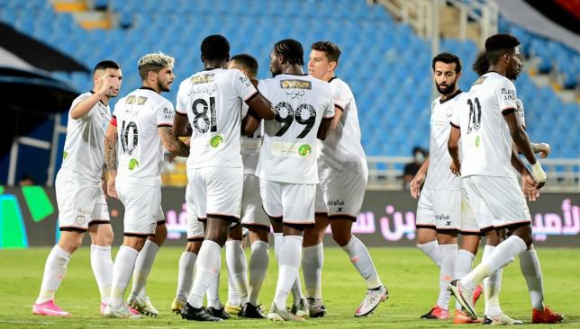 الدوري السعودي ..الشباب يذل العين بخماسية ويشعل سباق المنافسة مع الهلال