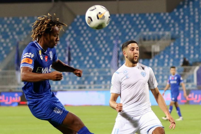 الهلال يقع فى فخ التعادل أمام الباطن ويرفض هدية الشباب بالدوري السعودي(فيديو)