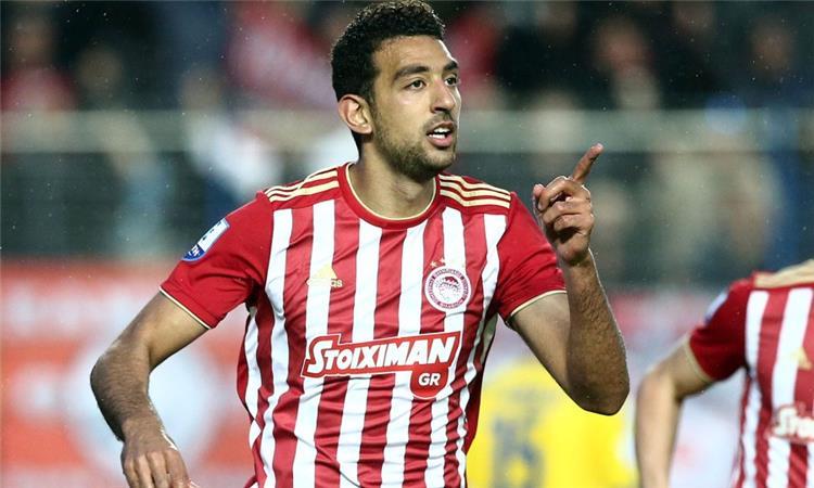 كوكا وعمرو وردة وجها لوجه فى نهائي كأس اليونان اليوم