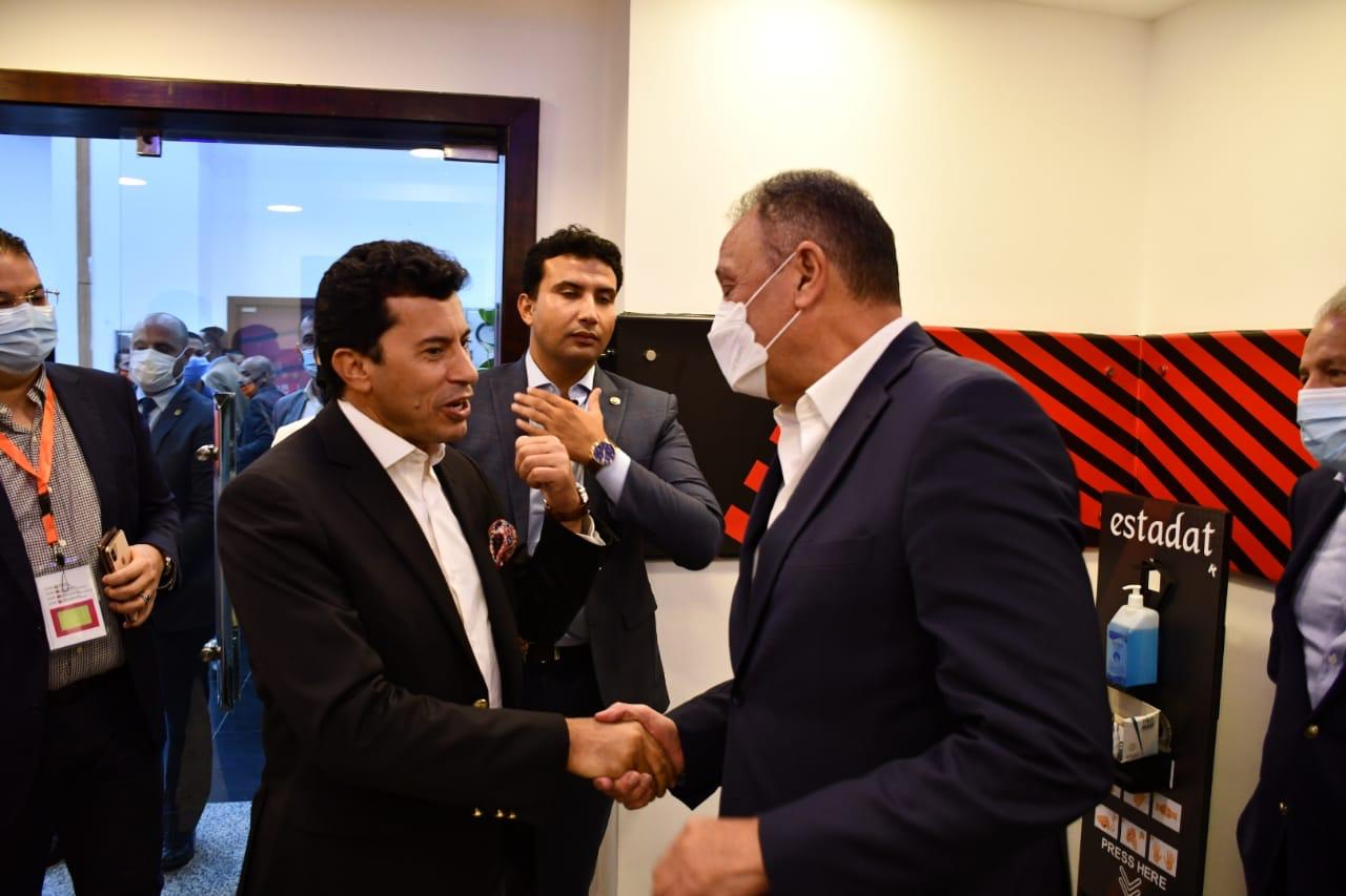 أخبار الأهلي: وزير الشباب والرياضة يهنيء الأهلي بعد التأهل لنهائي دوري أبطال افريقيا للمره الـ ١٤ في تاريخه