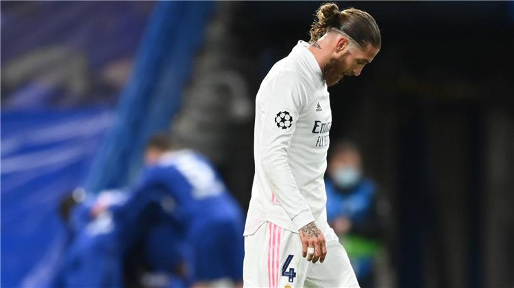 باريس سان جيرمان يقدم عرضه لراموس علي طريقة ريال مدريد